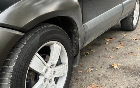 Hyundai Tucson III, 2008 год, 870 000 рублей, 3 фотография