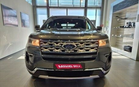 Ford Explorer VI, 2018 год, 2 950 000 рублей, 2 фотография