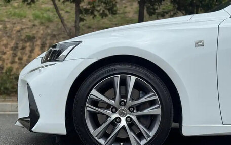 Lexus IS III, 2017 год, 2 450 055 рублей, 8 фотография