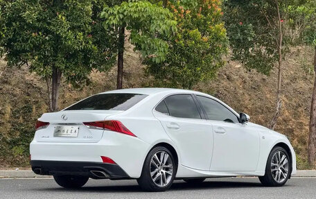 Lexus IS III, 2017 год, 2 450 055 рублей, 4 фотография
