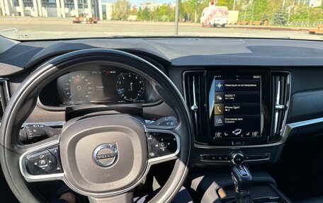 Volvo V90 Cross Country I рестайлинг, 2017 год, 2 420 000 рублей, 6 фотография
