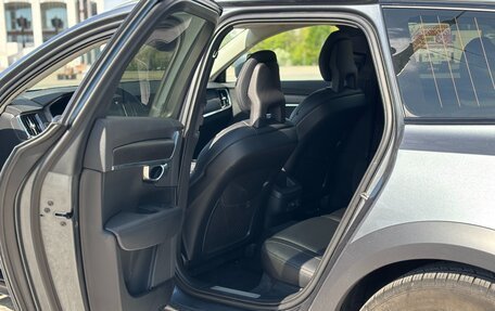 Volvo V90 Cross Country I рестайлинг, 2017 год, 2 420 000 рублей, 5 фотография