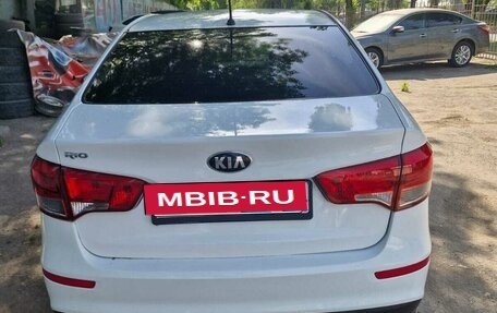 KIA Rio III рестайлинг, 2016 год, 869 000 рублей, 10 фотография