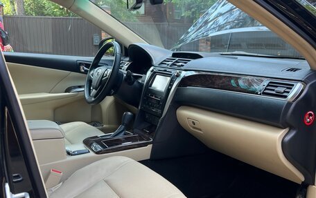 Toyota Camry, 2017 год, 1 850 000 рублей, 26 фотография