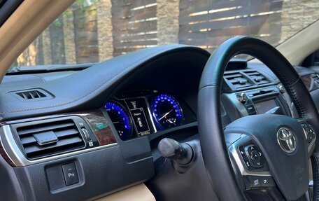 Toyota Camry, 2017 год, 1 850 000 рублей, 30 фотография