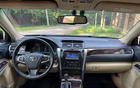 Toyota Camry, 2017 год, 1 850 000 рублей, 28 фотография