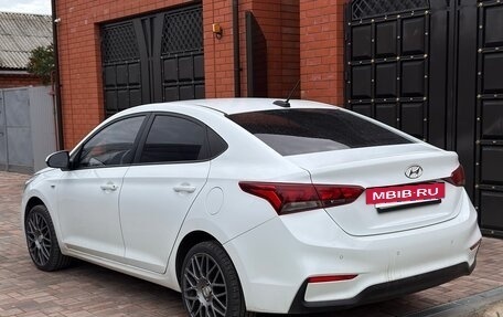 Hyundai Solaris II рестайлинг, 2017 год, 1 370 000 рублей, 3 фотография