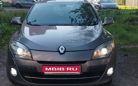 Renault Megane III, 2010 год, 655 000 рублей, 2 фотография
