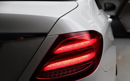 Mercedes-Benz E-Класс, 2017 год, 3 390 000 рублей, 14 фотография