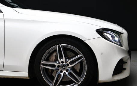 Mercedes-Benz E-Класс, 2017 год, 3 390 000 рублей, 7 фотография
