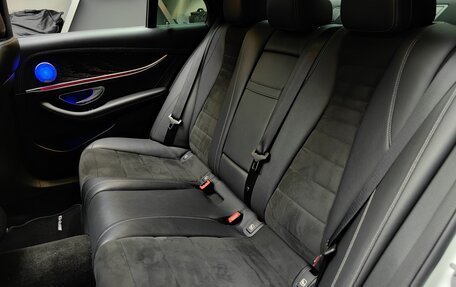 Mercedes-Benz E-Класс, 2017 год, 3 390 000 рублей, 21 фотография