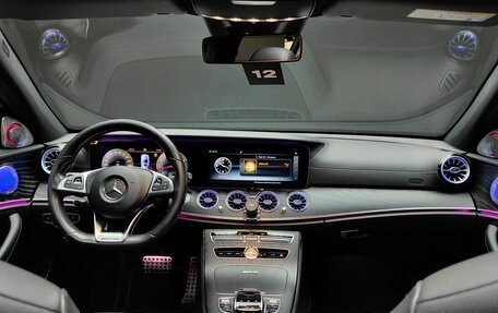 Mercedes-Benz E-Класс, 2017 год, 3 390 000 рублей, 28 фотография