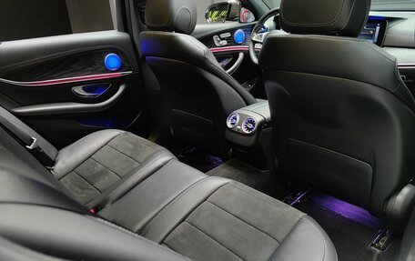 Mercedes-Benz E-Класс, 2017 год, 3 390 000 рублей, 22 фотография
