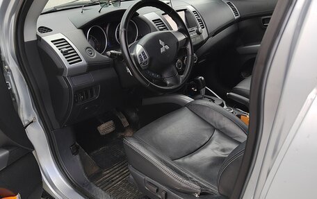 Mitsubishi Outlander III рестайлинг 3, 2012 год, 1 350 000 рублей, 7 фотография