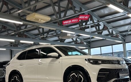 Volkswagen Tiguan, 2024 год, 3 999 000 рублей, 2 фотография