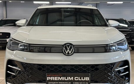Volkswagen Tiguan, 2024 год, 3 999 000 рублей, 8 фотография
