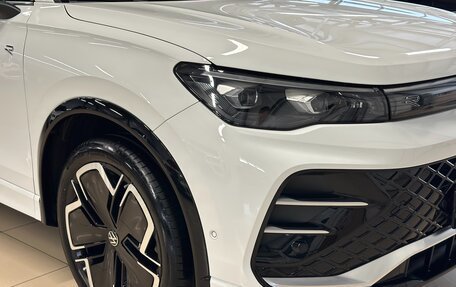 Volkswagen Tiguan, 2024 год, 3 999 000 рублей, 11 фотография
