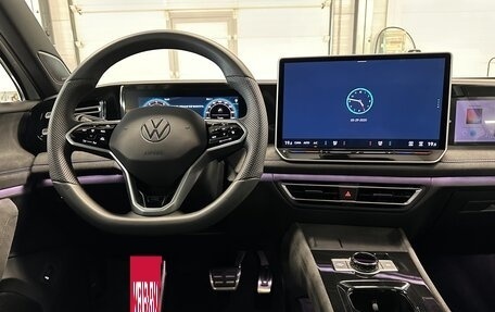 Volkswagen Tiguan, 2024 год, 3 999 000 рублей, 22 фотография