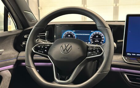 Volkswagen Tiguan, 2024 год, 3 999 000 рублей, 23 фотография