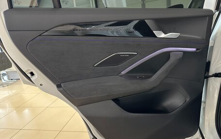 Volkswagen Tiguan, 2024 год, 3 999 000 рублей, 30 фотография