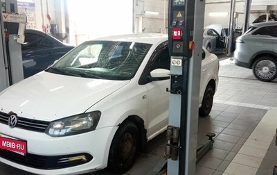 Volkswagen Polo VI (EU Market), 2013 год, 450 000 рублей, 1 фотография