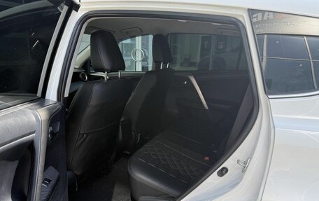 Toyota RAV4, 2013 год, 1 898 000 рублей, 10 фотография