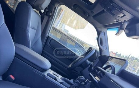 Toyota Land Cruiser Prado, 2024 год, 7 590 000 рублей, 8 фотография