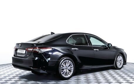 Toyota Camry, 2018 год, 2 496 000 рублей, 5 фотография