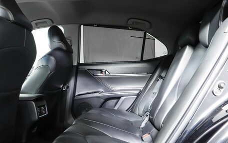 Toyota Camry, 2018 год, 2 496 000 рублей, 12 фотография