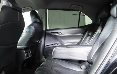 Toyota Camry, 2018 год, 2 496 000 рублей, 13 фотография
