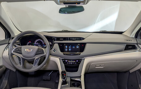 Cadillac XT5 I рестайлинг, 2017 год, 2 690 000 рублей, 14 фотография