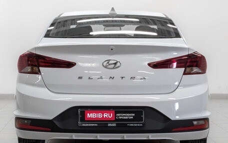 Hyundai Elantra VI рестайлинг, 2020 год, 1 870 000 рублей, 6 фотография