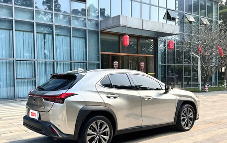Lexus UX I, 2021 год, 1 990 055 рублей, 3 фотография
