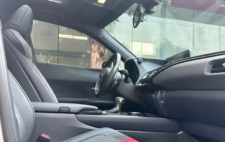 Lexus UX I, 2021 год, 1 990 055 рублей, 10 фотография