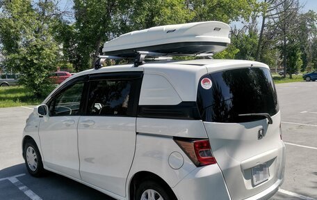 Honda Freed I, 2010 год, 1 200 000 рублей, 4 фотография
