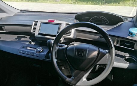 Honda Freed I, 2010 год, 1 200 000 рублей, 12 фотография