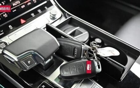 Audi A8, 2021 год, 4 640 000 рублей, 5 фотография