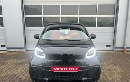 Smart Fortwo III, 2024 год, 7 900 000 рублей, 2 фотография