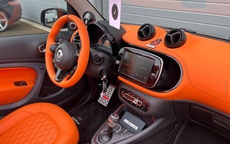 Smart Fortwo III, 2024 год, 7 900 000 рублей, 26 фотография