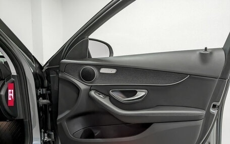 Mercedes-Benz C-Класс, 2018 год, 3 100 000 рублей, 25 фотография