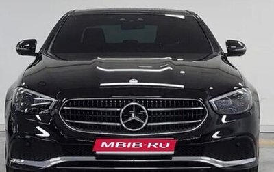 Mercedes-Benz E-Класс, 2022 год, 3 100 000 рублей, 1 фотография