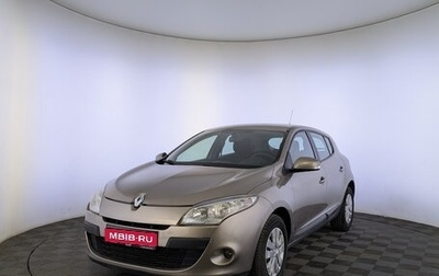 Renault Logan II, 2021 год, 1 150 000 рублей, 1 фотография