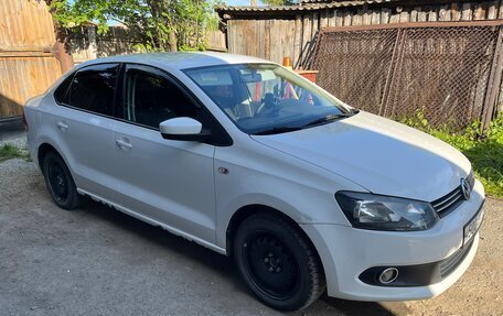 Volkswagen Polo VI (EU Market), 2013 год, 680 000 рублей, 3 фотография