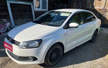 Volkswagen Polo VI (EU Market), 2013 год, 680 000 рублей, 4 фотография
