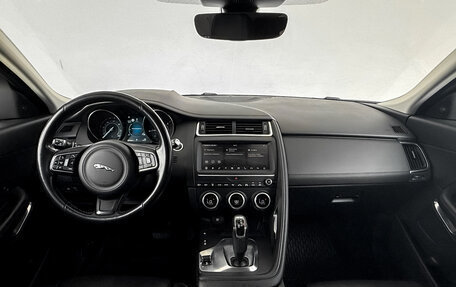 Jaguar E-Pace, 2019 год, 3 100 000 рублей, 14 фотография