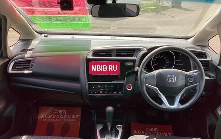 Honda Fit III, 2016 год, 754 000 рублей, 10 фотография
