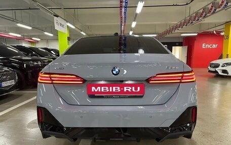 BMW 5 серия, 2024 год, 7 350 000 рублей, 12 фотография
