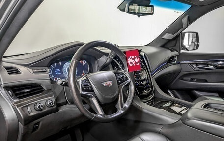 Cadillac Escalade IV, 2018 год, 5 700 000 рублей, 16 фотография