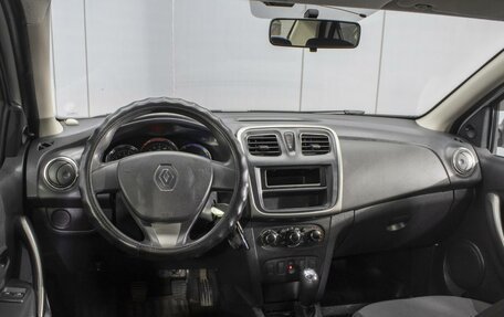 Renault Logan II, 2015 год, 699 000 рублей, 6 фотография