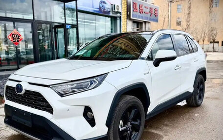 Toyota RAV4, 2022 год, 2 750 090 рублей, 1 фотография